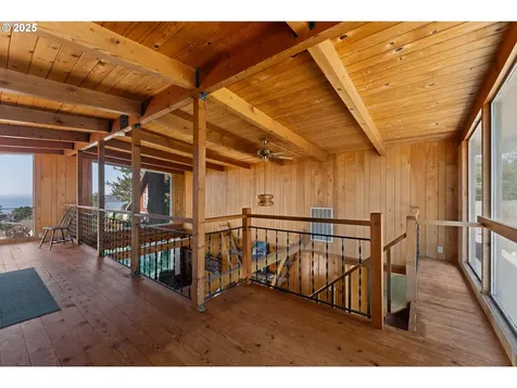 1210 E Mar Vista Lane Brookings OR 97415