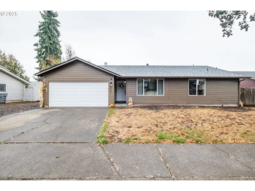 500 Angelee Court Lebanon OR 97355