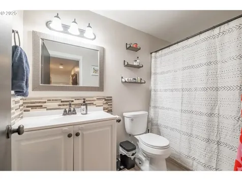 500 Angelee Court Lebanon OR 97355