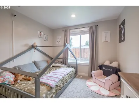 500 Angelee Court Lebanon OR 97355