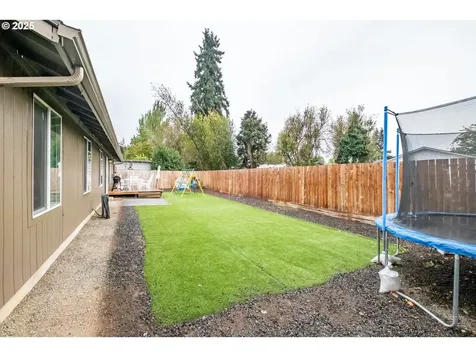500 Angelee Court Lebanon OR 97355