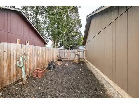 500 Angelee Court Lebanon OR 97355