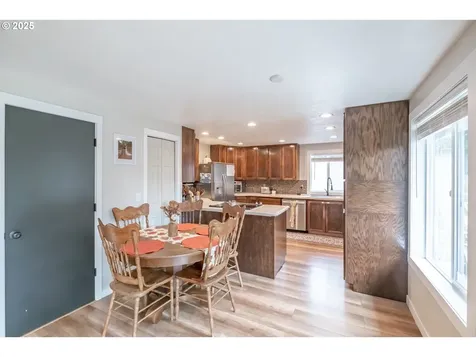 500 Angelee Court Lebanon OR 97355