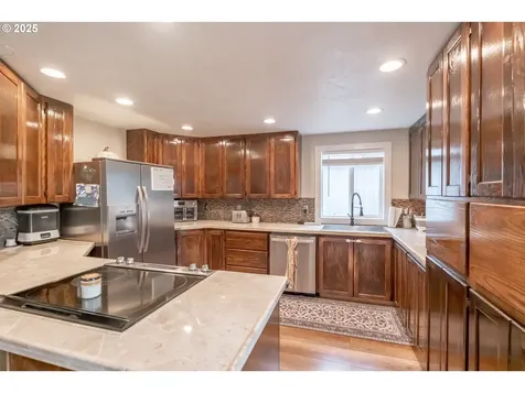 500 Angelee Court Lebanon OR 97355