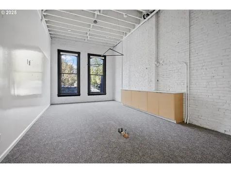 220 SW 1st Avenue Portland OR 97204
