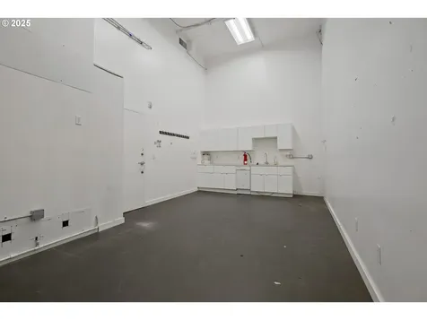 220 SW 1st Avenue Portland OR 97204