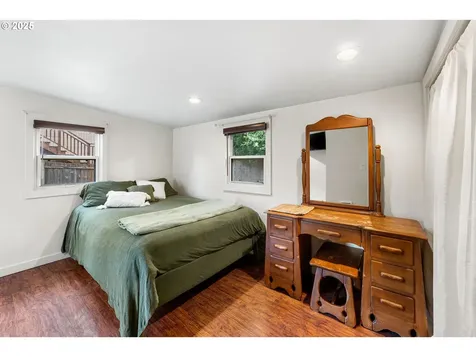 22986 SW Main Street Sherwood OR 97140