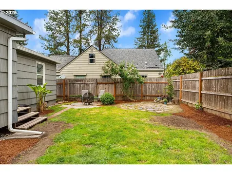 22986 SW Main Street Sherwood OR 97140
