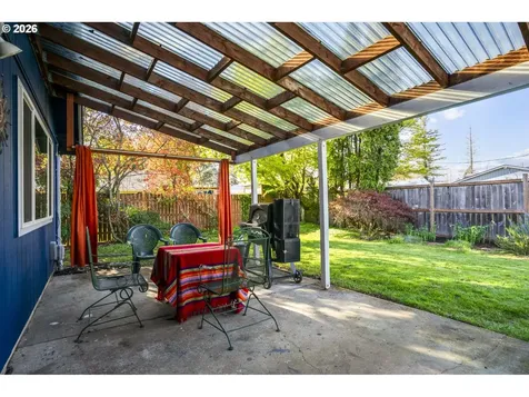 17125 SE Stephens Street Portland OR 97233
