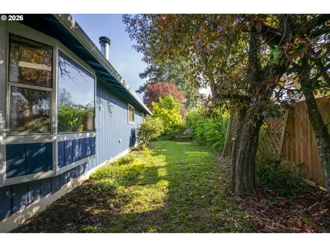 17125 SE Stephens Street Portland OR 97233