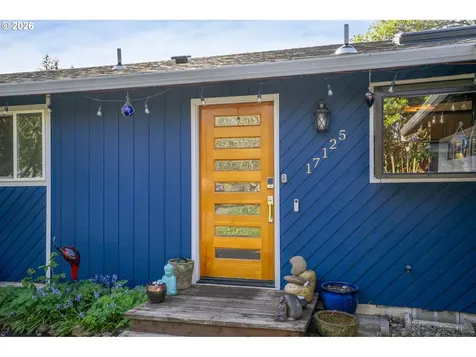 17125 SE Stephens Street Portland OR 97233