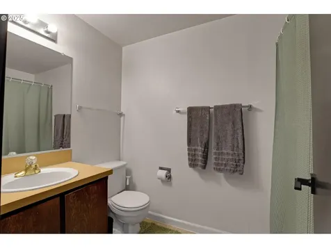 5757 SW 50th Drive Portland OR 97221