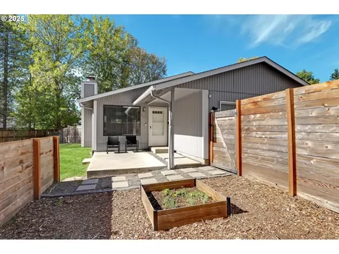 5757 SW 50th Drive Portland OR 97221