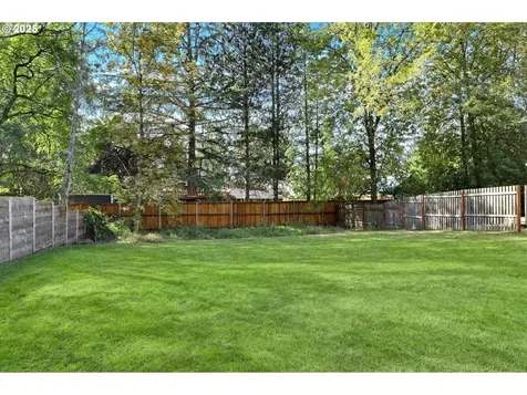 5757 SW 50th Drive Portland OR 97221