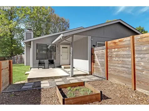 5757 SW 50th Drive Portland OR 97221