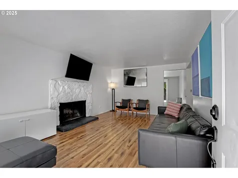 5757 SW 50th Drive Portland OR 97221