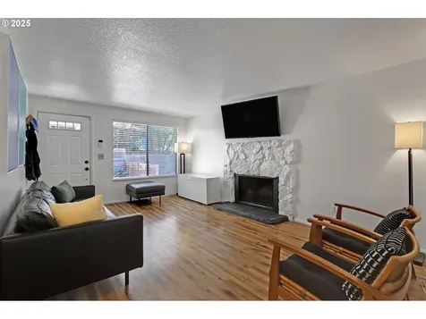 5757 SW 50th Drive Portland OR 97221