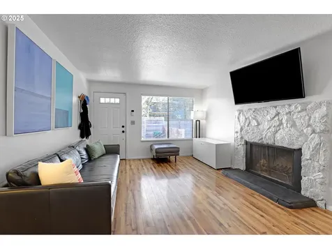 5757 SW 50th Drive Portland OR 97221