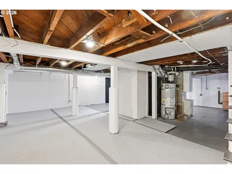 2128 SW Edgewood Road Portland OR 97201