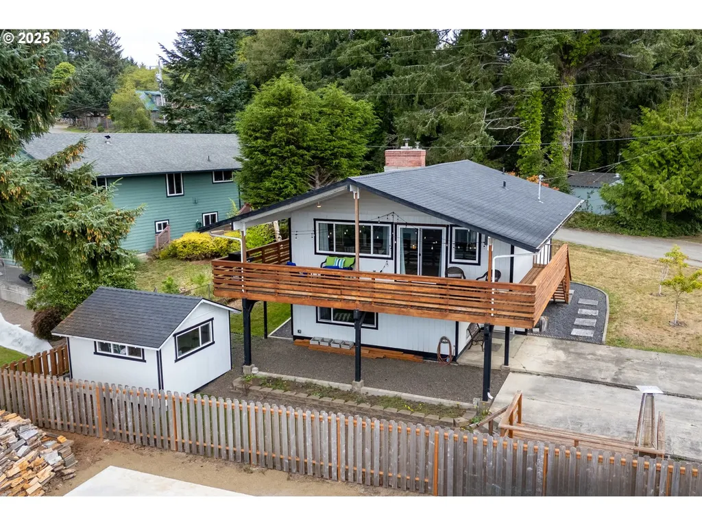 1960 Alder Cove Road Netarts OR 97143