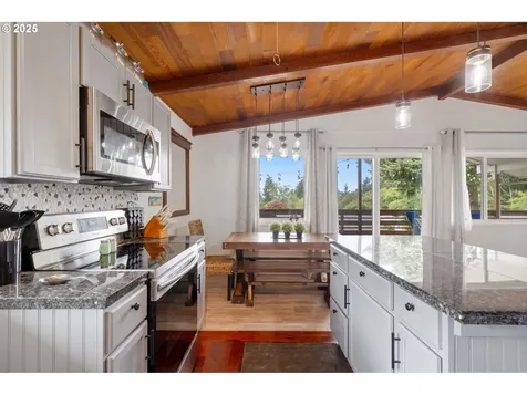 1960 Alder Cove Road Netarts OR 97143