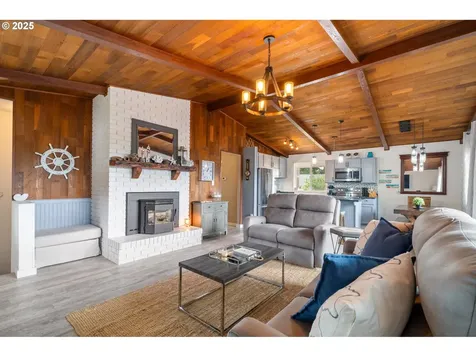 1960 Alder Cove Road Netarts OR 97143