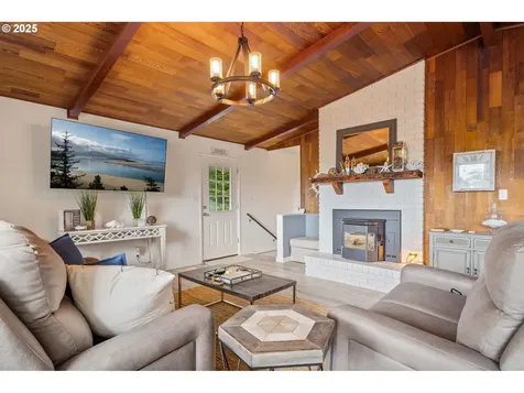 1960 Alder Cove Road Netarts OR 97143