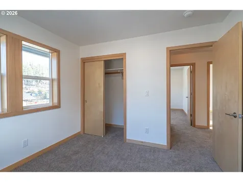 51685 Rose Street Blue River OR 97413
