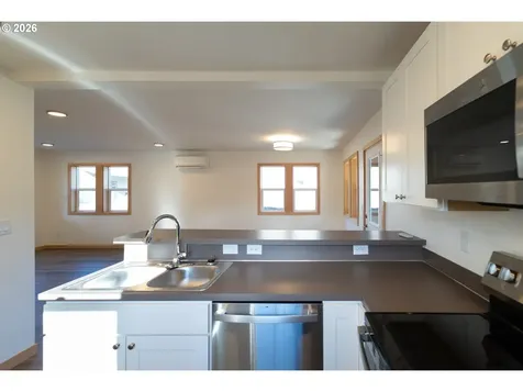 51685 Rose Street Blue River OR 97413