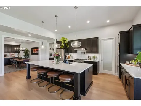 5904 SE Mcinnis Street Hillsboro OR 97123