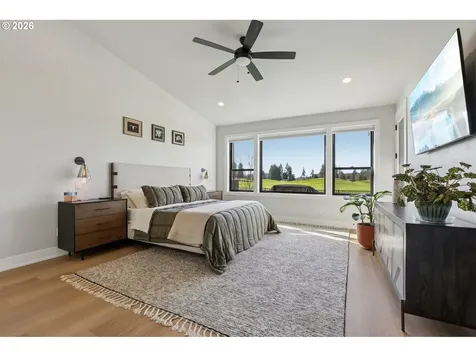 5904 SE Mcinnis Street Hillsboro OR 97123