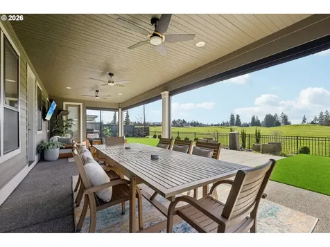 5904 SE Mcinnis Street Hillsboro OR 97123