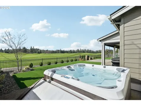 5904 SE Mcinnis Street Hillsboro OR 97123