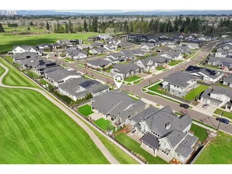 5904 SE Mcinnis Street Hillsboro OR 97123