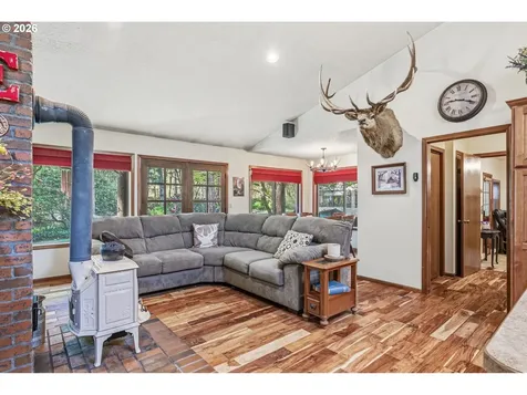 1269 King Road Winlock WA 98596