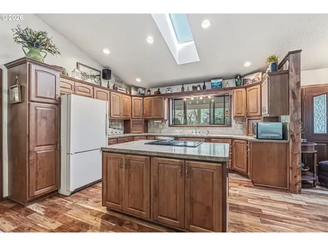 1269 King Road Winlock WA 98596