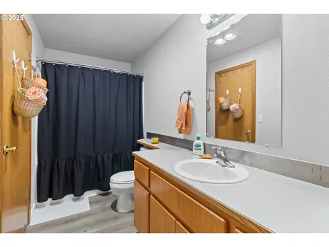 15302 NE 88th Street Vancouver WA 98682