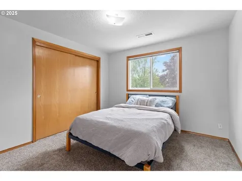 15302 NE 88th Street Vancouver WA 98682