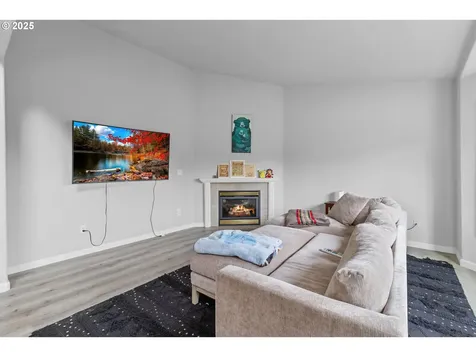 15302 NE 88th Street Vancouver WA 98682