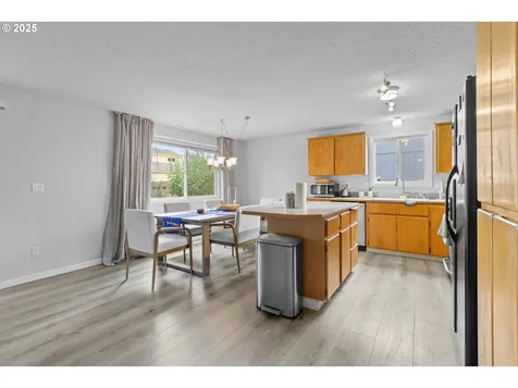 15302 NE 88th Street Vancouver WA 98682
