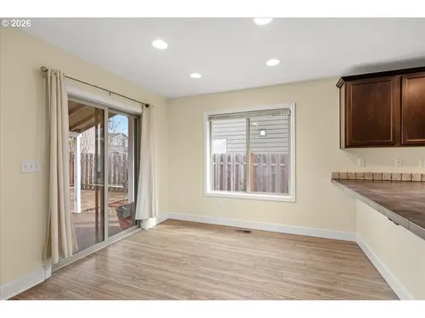 3614 Sweetwater Avenue Woodburn OR 97071
