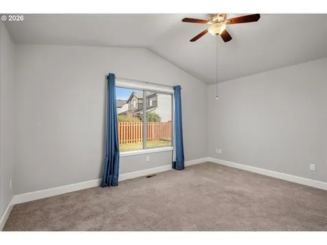 3614 Sweetwater Avenue Woodburn OR 97071