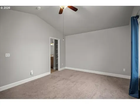 3614 Sweetwater Avenue Woodburn OR 97071