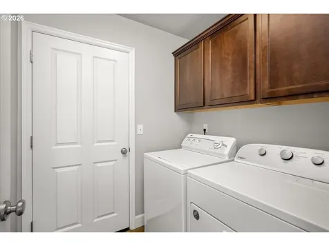 3614 Sweetwater Avenue Woodburn OR 97071