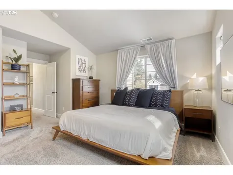 8625 N Endicott Avenue Portland OR 97217