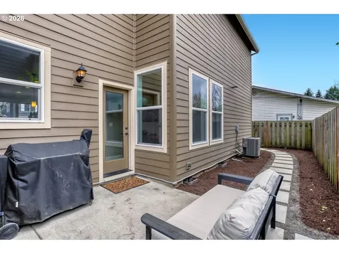 8625 N Endicott Avenue Portland OR 97217
