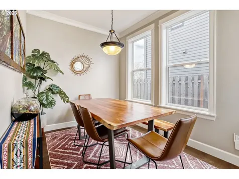 8625 N Endicott Avenue Portland OR 97217