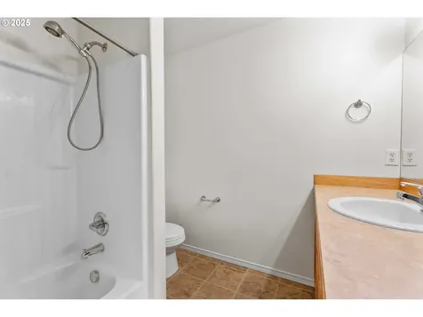 5232 N Street Washougal WA 98671