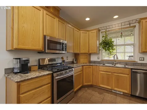 1450 NE Kerry Court Mcminnville OR 97128