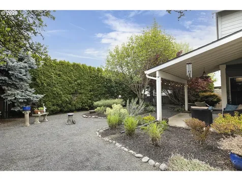 1450 NE Kerry Court Mcminnville OR 97128